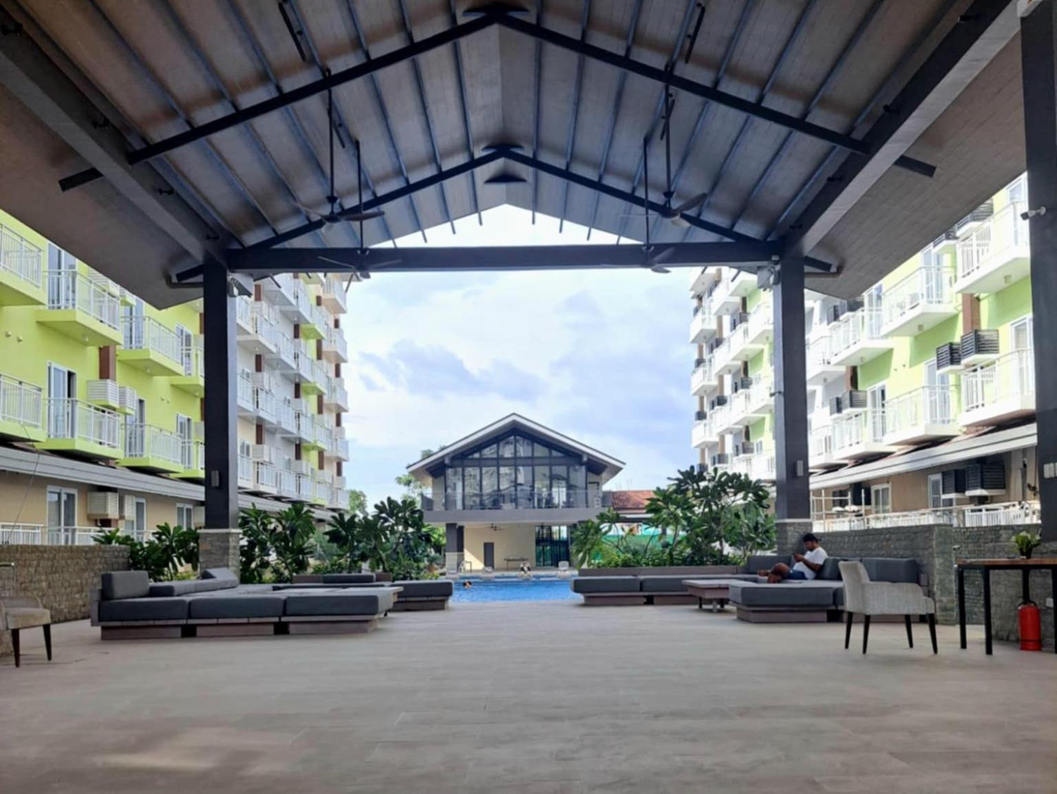 Cozy Condo Unit 5Mins From Mactan Cebu Int'L Airport With Netflix Đảo Mactan Ngoại thất bức ảnh